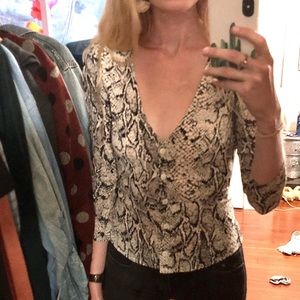 Reformation Jenna Top - Size 2 - Rattlesnake